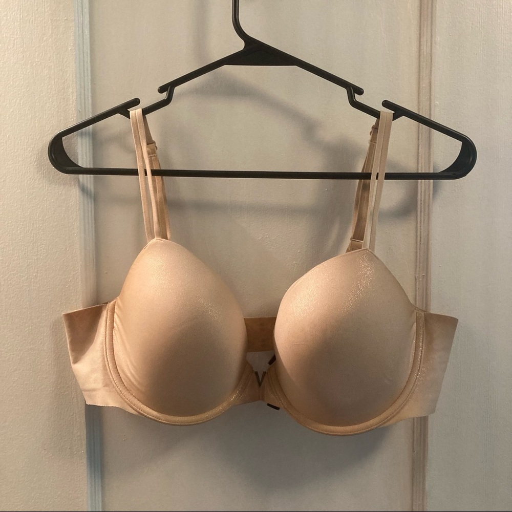 Victoria's Secret full coverage seamless bra